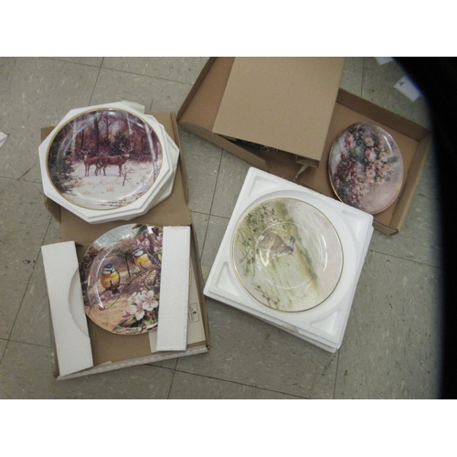 30 - Collectable ceramics: to include Old Tupton ware china plates  4