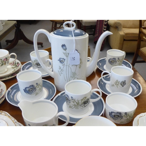 31 - Ceramic tableware: to include Susie Cooper design for Wedgwood china Glen Mist pattern teaware