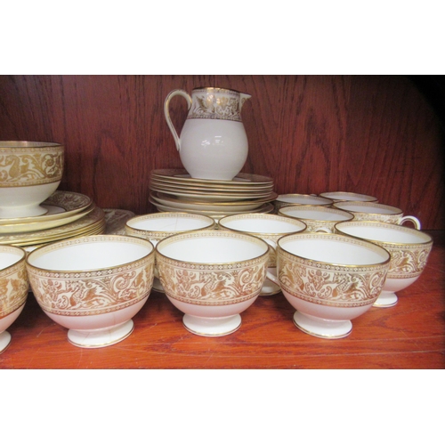 57 - Wedgwood bone china Florentine gold pattern tableware