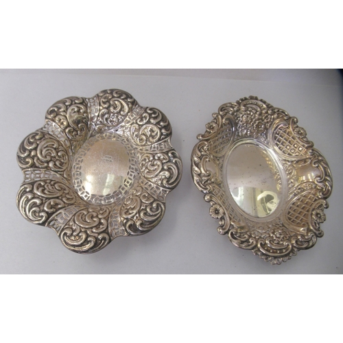 6 - Silver collectables: to include a pedestal sweet dish  Birmingham 1933  4