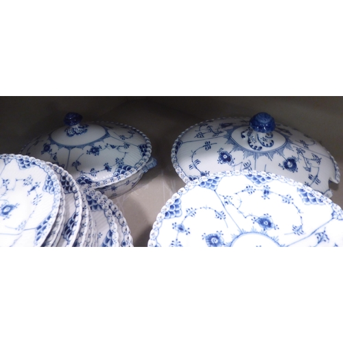 117 - A Royal Copenhagen porcelain ribbon design blue and white tableware (pattern no. 1087)