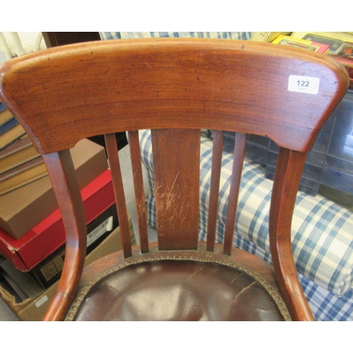 122 - A 1930s Hillcrest mahogany framed swivel desk chair