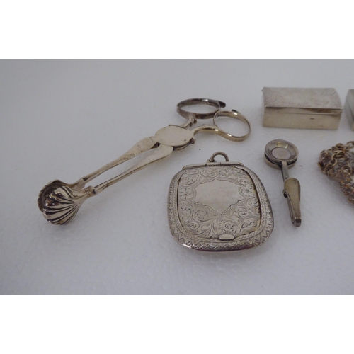 147 - Silver and silver coloured metal trinket boxes and other collectables: to include sugar nips; and a ... 