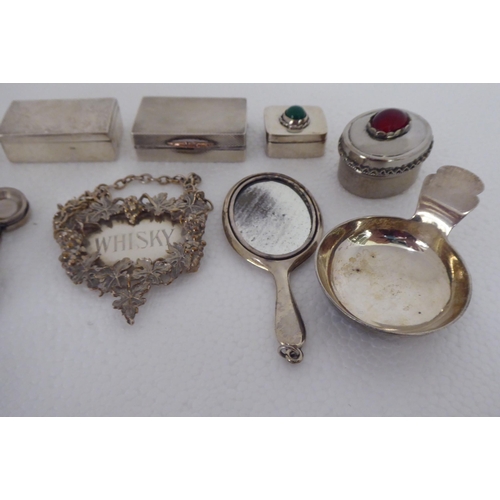 147 - Silver and silver coloured metal trinket boxes and other collectables: to include sugar nips; and a ... 