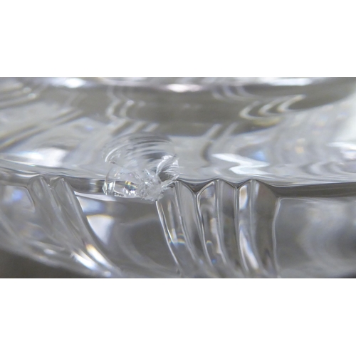 179 - A Lalique opaque glass ashtray  6