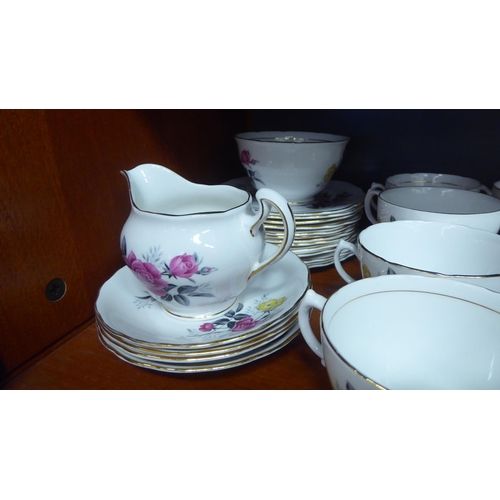 290 - Royal Vale bone china teaware, decorated with roses and foliage 