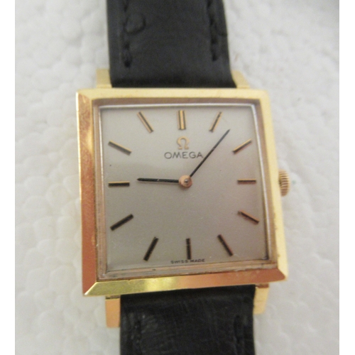 305 - An Omega Calibre 620 18ct gold cased wristwatch, faced by a baton dial, on an ostrich leather strap