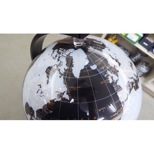 334 - A modern plastic terrestrial globe  17