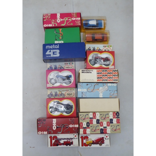 43 - Diecast model vehicles: to include a Honda racing car  boxed 