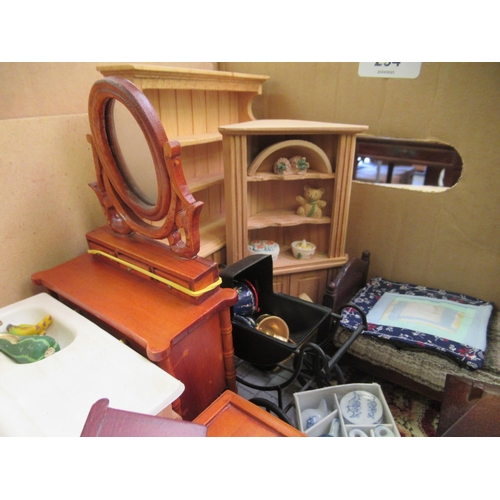 294 - Dolls house furniture and accessories: to include bedroom, bathroom and cookware 