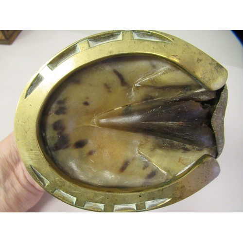 22 - An Edwardian cast brass mounted horse's hoof inkwell with a hinged cap, inscribed 'Cordon Jan 30 190... 