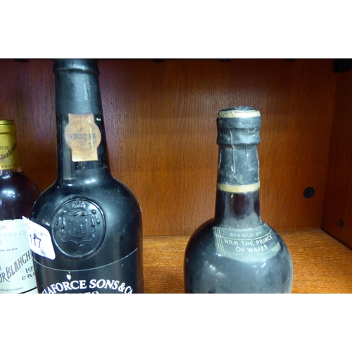 117 - Wine and port: to include a bottle of Warres 1970 vintage port