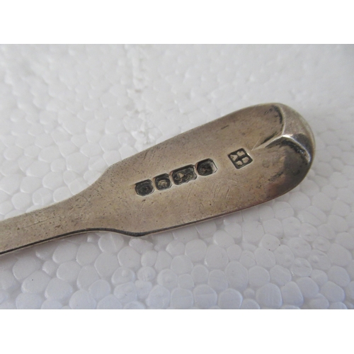 198 - Silver collectables: to include a fiddle pattern condiment spoon  indistinct marks 