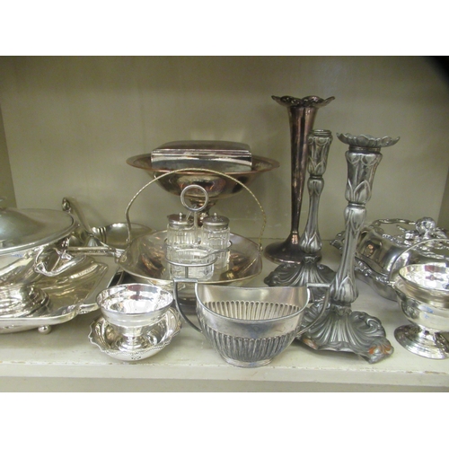 238 - Silver plated tableware: to include a tazza  11