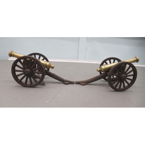 243 - A pair of modern miniature model, cast iron and bronze cannons  4