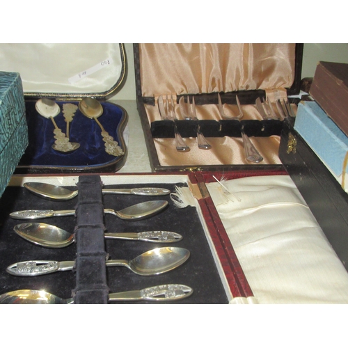 254 - Silver plated tableware and boxed flatware