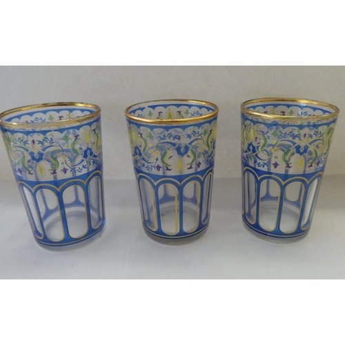 270 - Six Venetian inspired glass tumblers, in two different coloured patterns