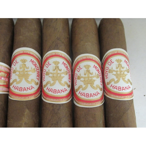 79 - Cigars: to include a sealed box of twenty-five Montecristo No.4