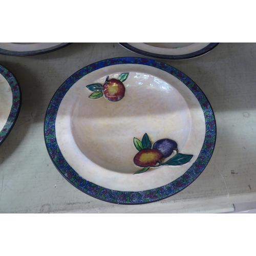 271 - A Carlton Ware china lustre glazed fruit service, comprising a fruit bowl and five side bowls