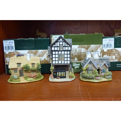 88 - Thirteen Lilliput Lane cottages: to include 'Blacksmiths Cottage'  2