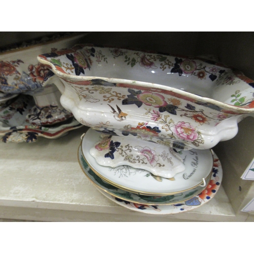 152 - 19thC table ceramics, mainly Masons Ironstone and similarly decorated plates and tureens 