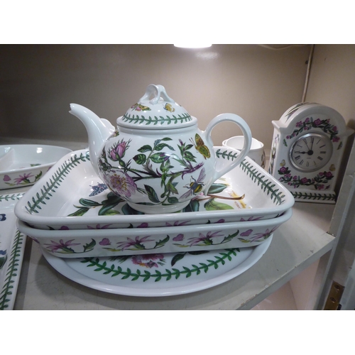 214 - Portmeirion china Botanic garden and similar pattern tableware 