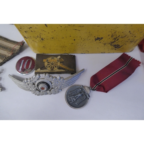 26 - Military cap badges, insignia and uniform badges (Please Note: this lot is subject to the state... 