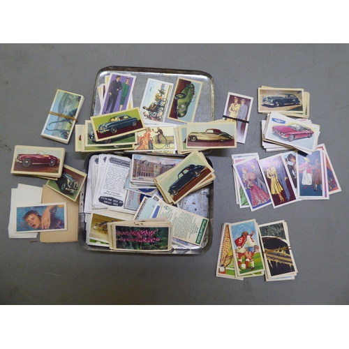 261 - WD & HO Wills and other cigarette cards: to include an album of 'Our King & Queen 1937' 'Ass... 