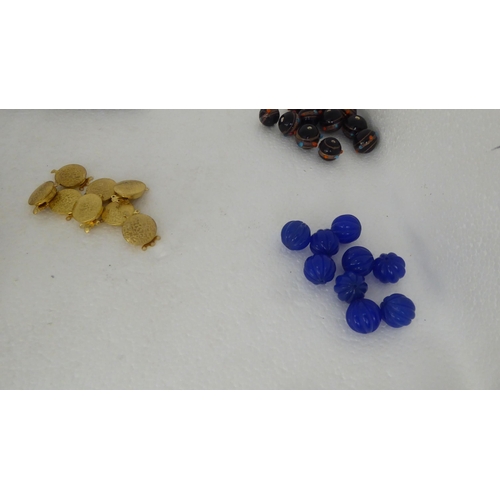 335 - Semi-precious gemstones and beads: to include amethysts