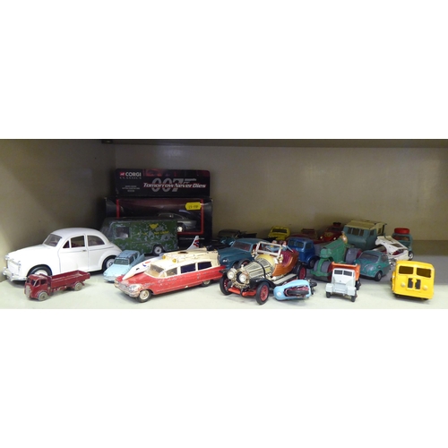 353 - Diecast model vehicles: to include examples by Corgi, featuring an Aston Martin DBS  boxed ... 