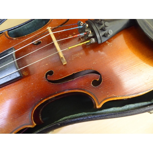 392 - A 20thC violin with a purfled edge and two piece back  14