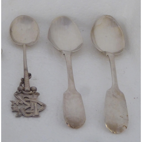 410 - Silver flatware: to include fiddle pattern dessert spoons; and assorted teaspoons  mixed marks