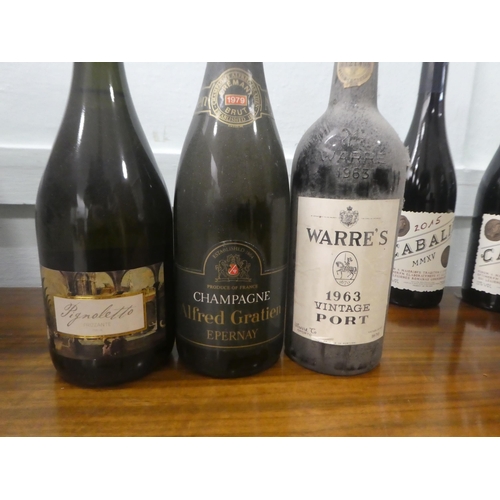 334 - Twenty bottles of mixed wines: to include a 2015 Cabalie; and a 1966 Warres port