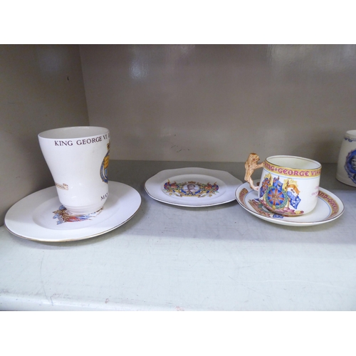 100 - British Royal commemorative china: to include two mugs, designed by Laura Knight for the Coronation ... 