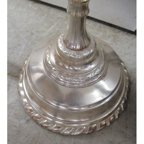 113 - A pair of Victorian mahogany framed round bar crest dining chairs, the upholstered seats raised on t... 