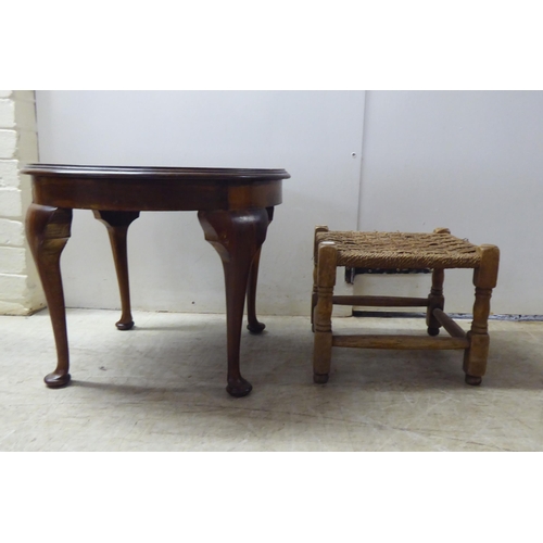 215 - Small furniture: to include a 1930s Georgian design mahogany pedestal table  21