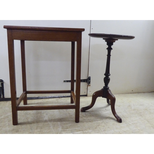 215 - Small furniture: to include a 1930s Georgian design mahogany pedestal table  21