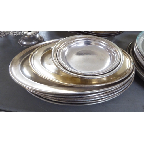 233 - Silver plated tableware: to include late Victorian meat domes; and Graham & Morton Ltd of Stirli... 