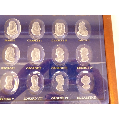 95 - A set of forty-two Danbury Mint sculpted crystal cameos, depicting head and shoulders portraits of B... 