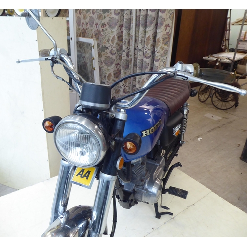 60 - A 1977 Honda CG 125 motorcycle, Historic Vehicle, 124cc petrol engine with blue livery (Vin CG125103... 