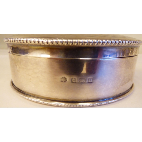 302 - A George V silver lidded dressing table pot  4