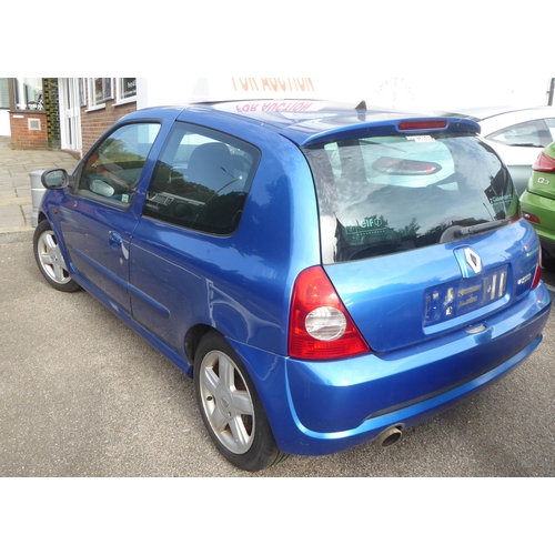 330 - A 2003 Renault Clio Sport hatchback, in blue livery with a 1998cc petrol engine and manual gearbox, ... 
