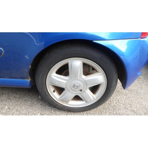 330 - A 2003 Renault Clio Sport hatchback, in blue livery with a 1998cc petrol engine and manual gearbox, ... 