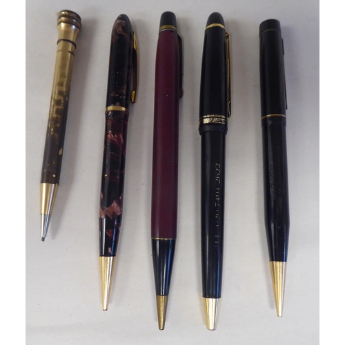 143 - Miscellaneous Parker, Waterman's and other fountain pens