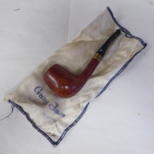 142 - A Georg Jensen briarwood smoker's pipe, in a dedicated pouch