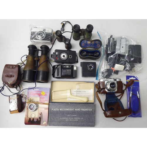 105 - Photographic and optical equipment: to include digital cameras and binoculars 