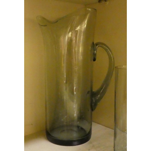 158 - Glassware: to include a Whitefriars jug with a crimped spout  10