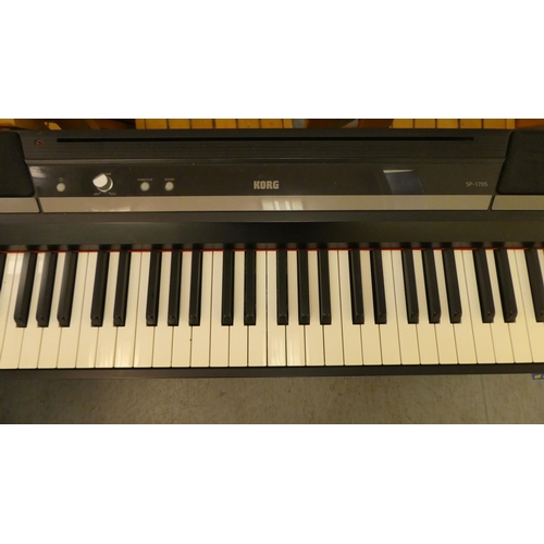 16 - A Korg model no. SP-1705 electric piano  29