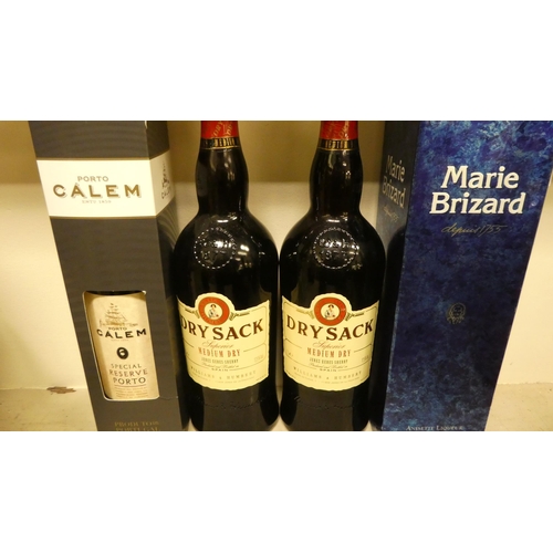 172 - Wines and spirits: to include a bottle of Cockburn's Special Reserve Port