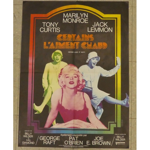 190 - A vintage French film poster 'Certains L'Aiment Chaud' (some like it hot)  31